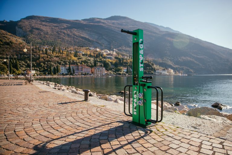Bike facilities mobilità green e sostenibile, ricarica e manutenzione ebike e monopattini elettrici