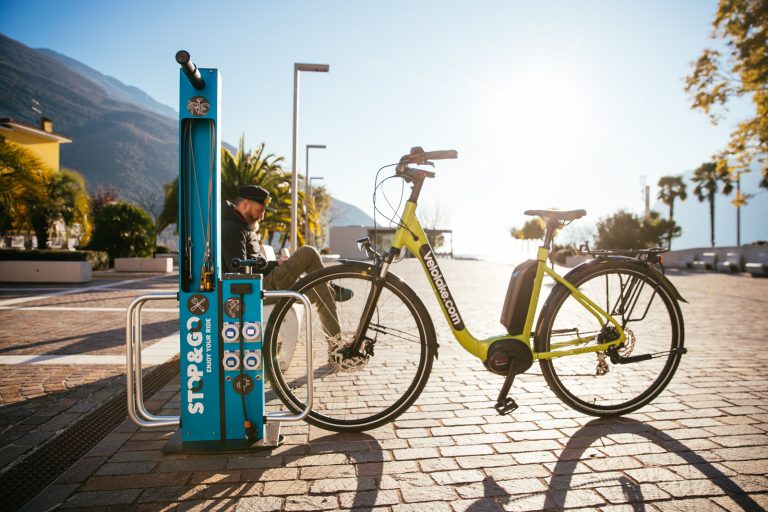 Bike facilities mobilità green e sostenibile, ricarica e manutenzione ebike e monopattini elettrici